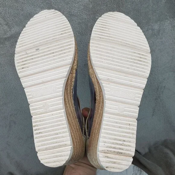 Kenneth Cole Shoes Womens Size 8.5 Gold Leather Elyssa Gentle Souls Sandals - Picture 6 of 9